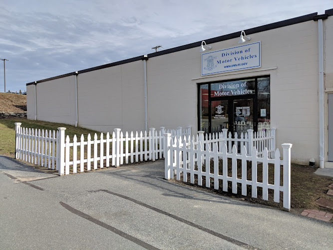 AF1QipOabBh uE9wjF6fGZbbU5V2x698EZzY81ZYBwWuw800 h500 k no